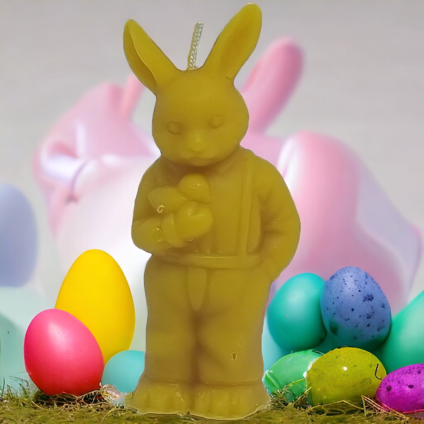 Osterhase aus Bienenwachs