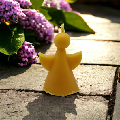 Engel aus Bienenwachs