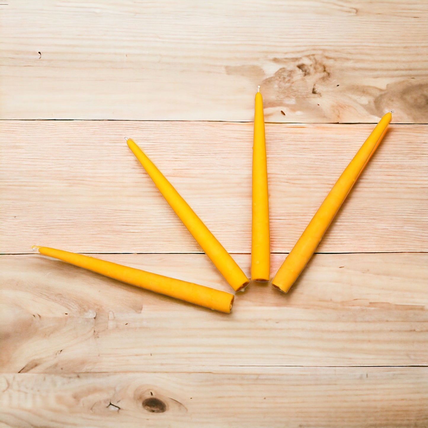 Tischkerze aus Bienenwachs