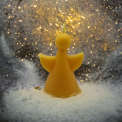 Engel aus Bienenwachs