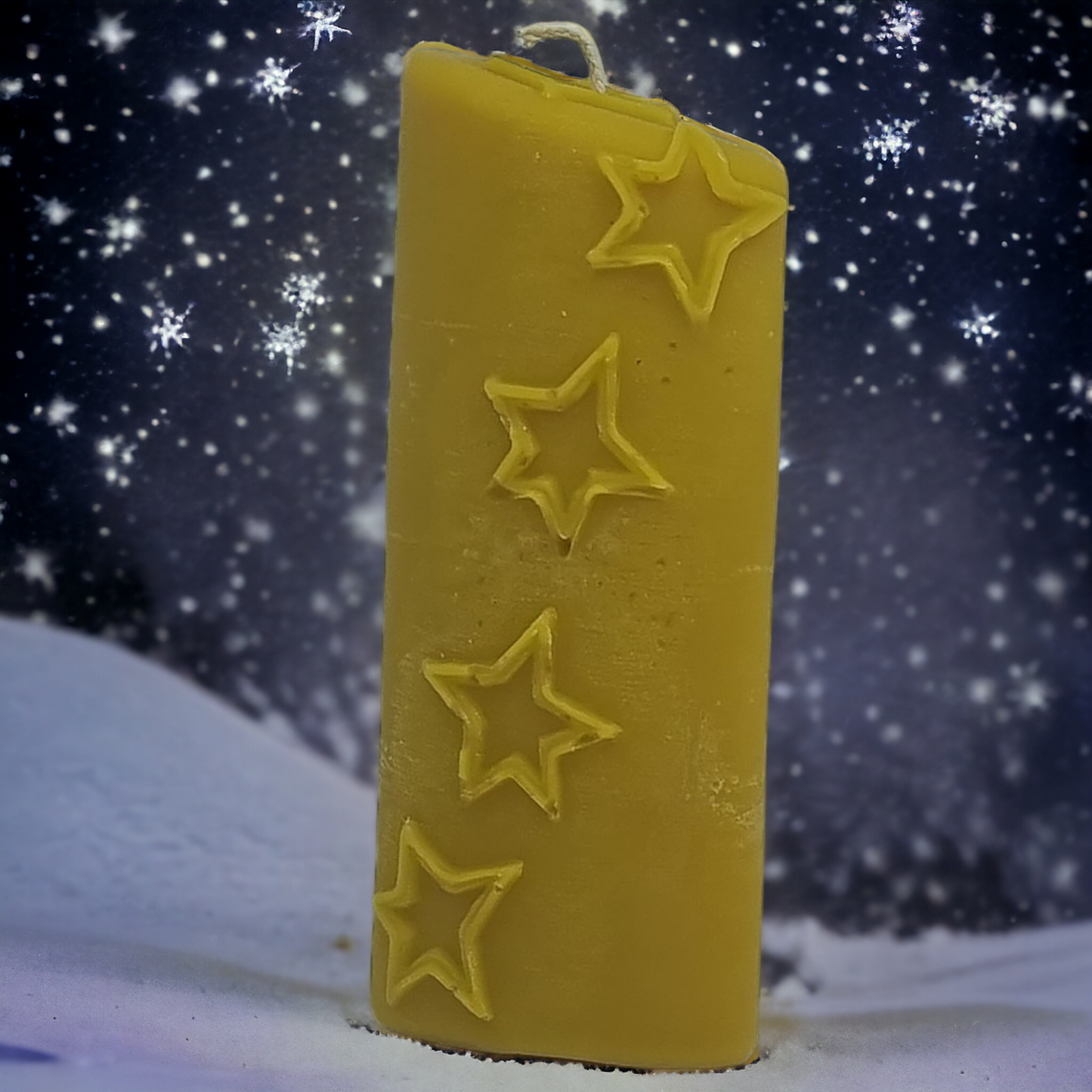 Kerze mit Sterne aus Bienenwachs