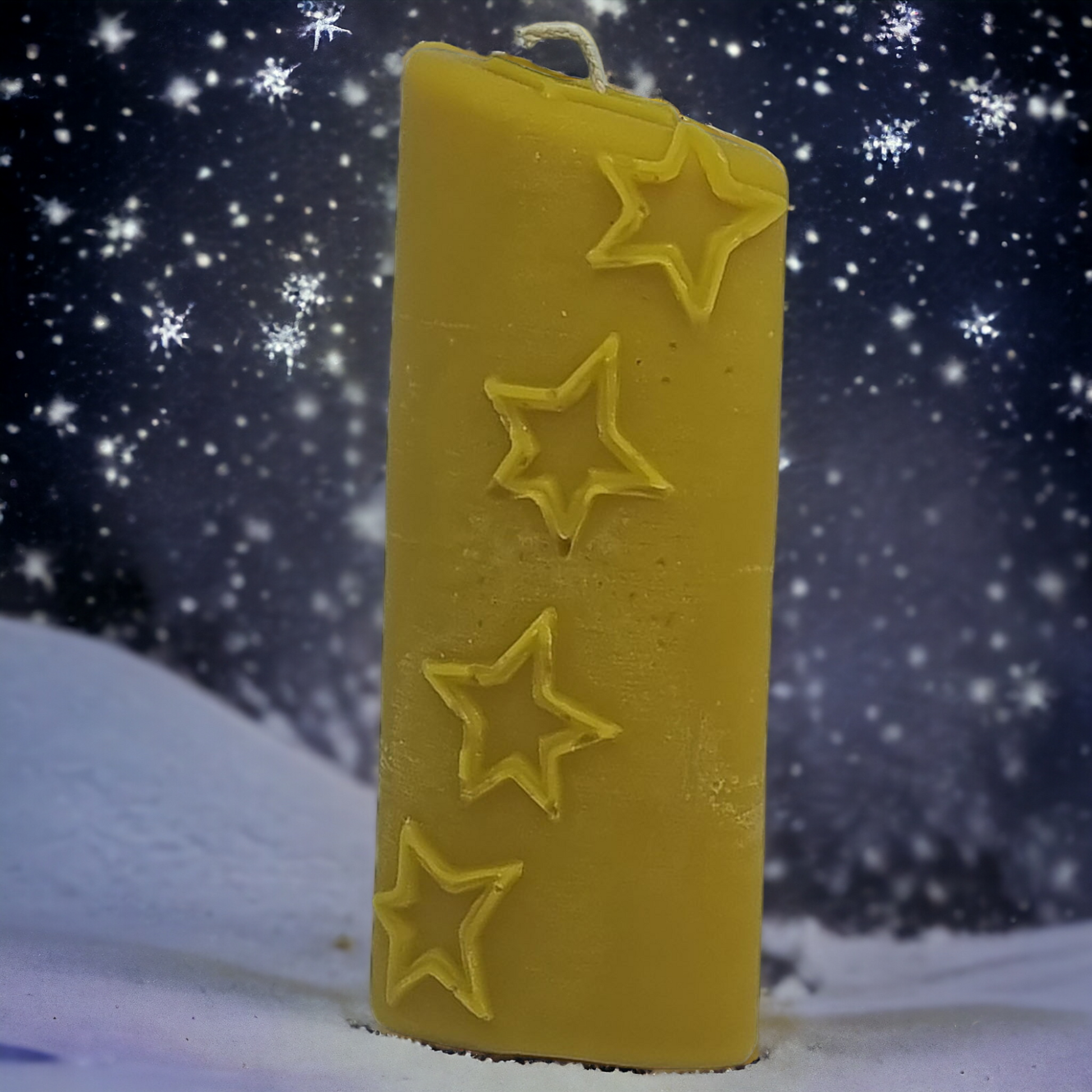 Kerze mit Sterne aus Bienenwachs