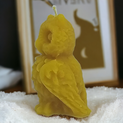 Eule aus Bienenwachskerze