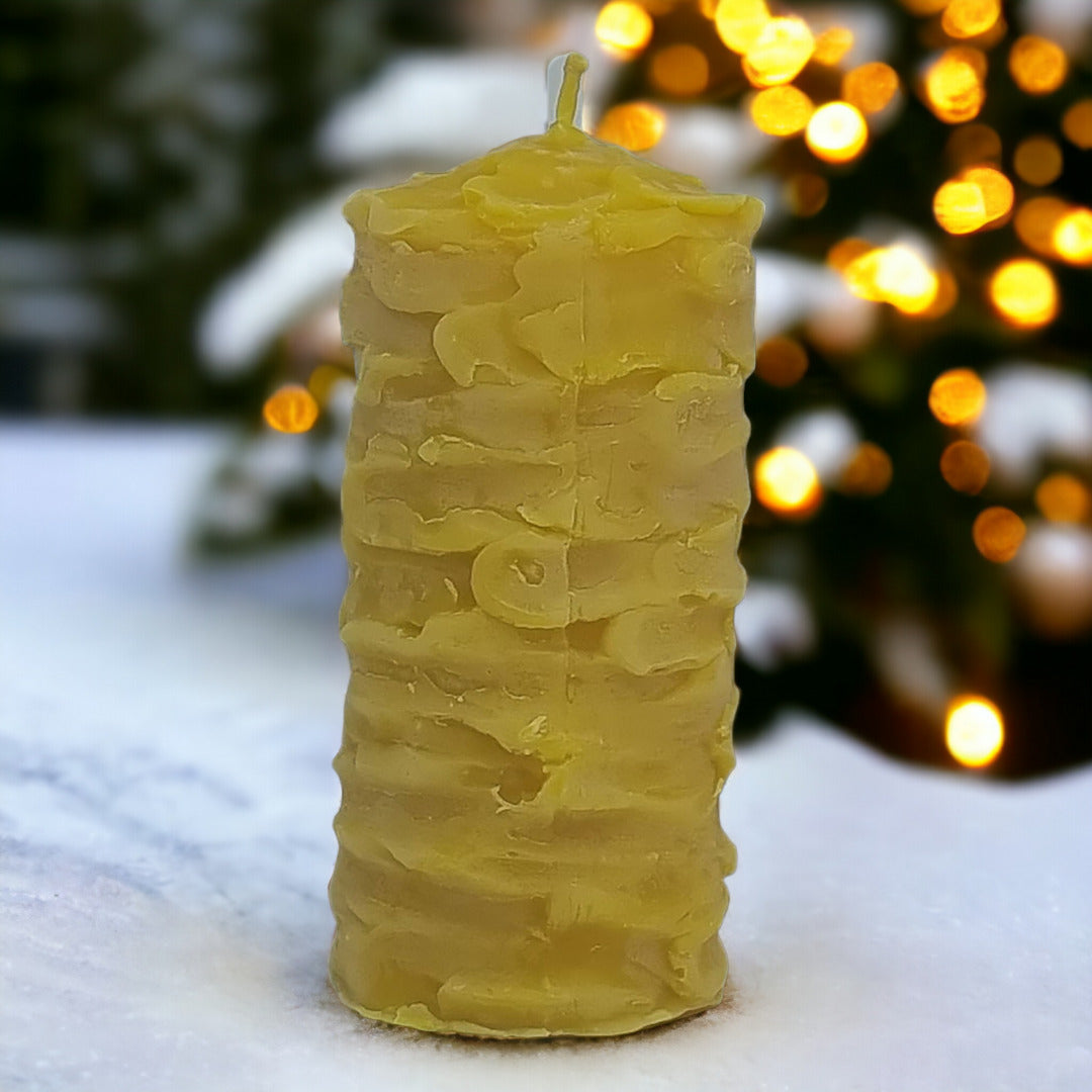 Stumpen mit Struktur aus Bienenwachs